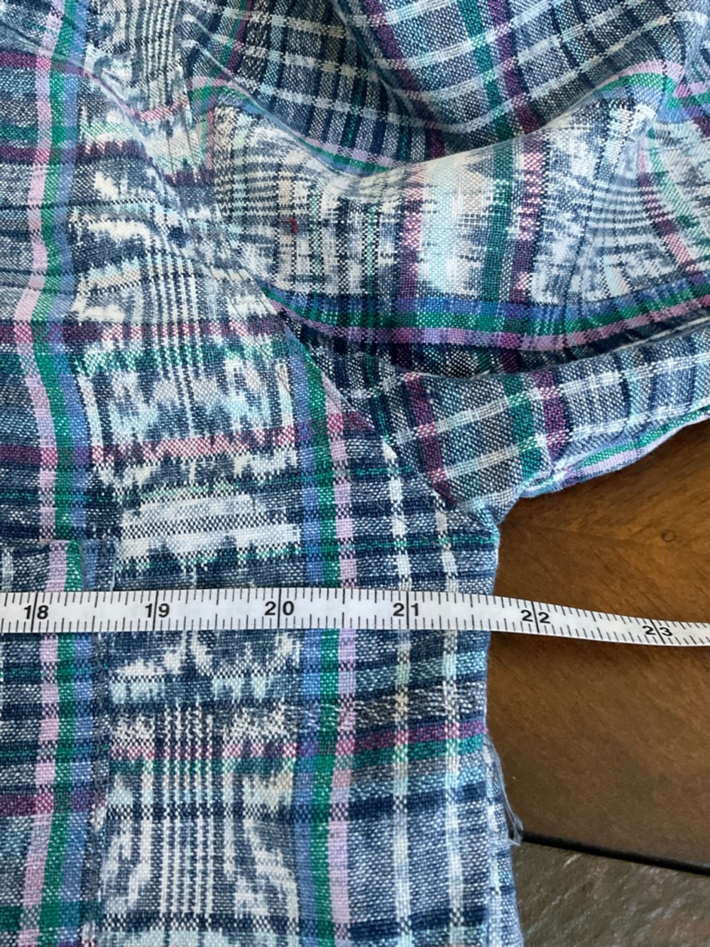 Men's Guatemalan Handwoven Shirt - Picture 5 of 7